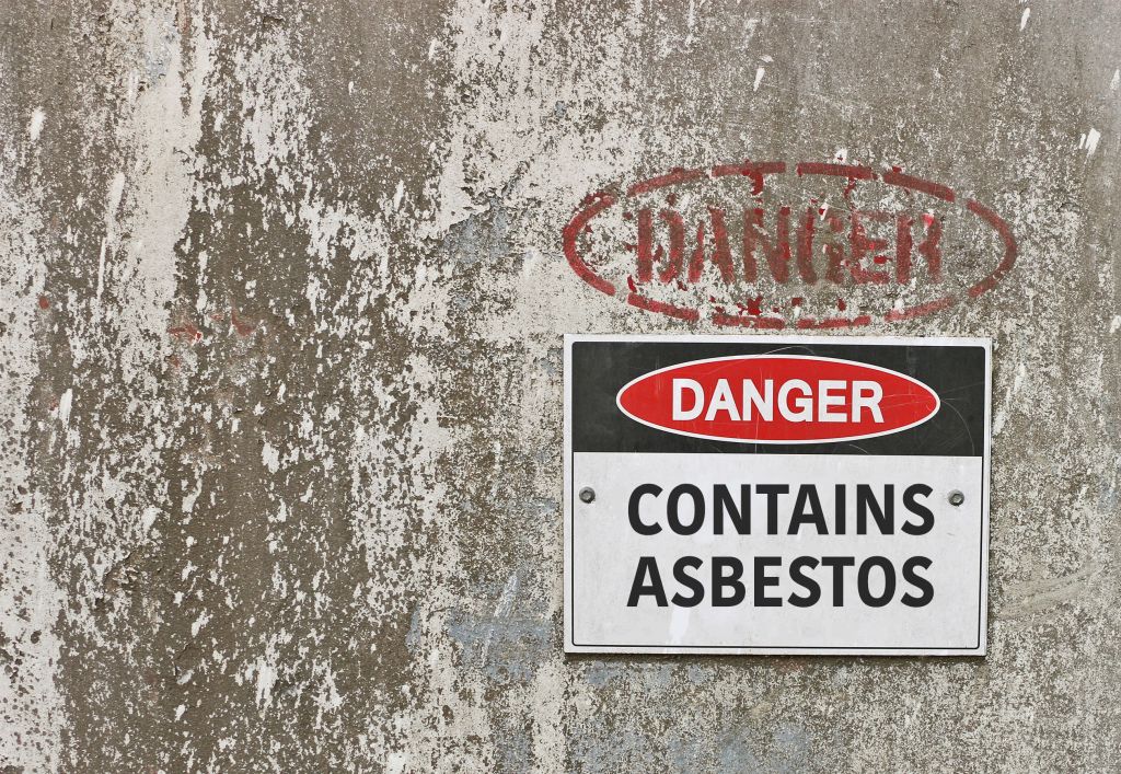 Image presents How to Identify Asbestos